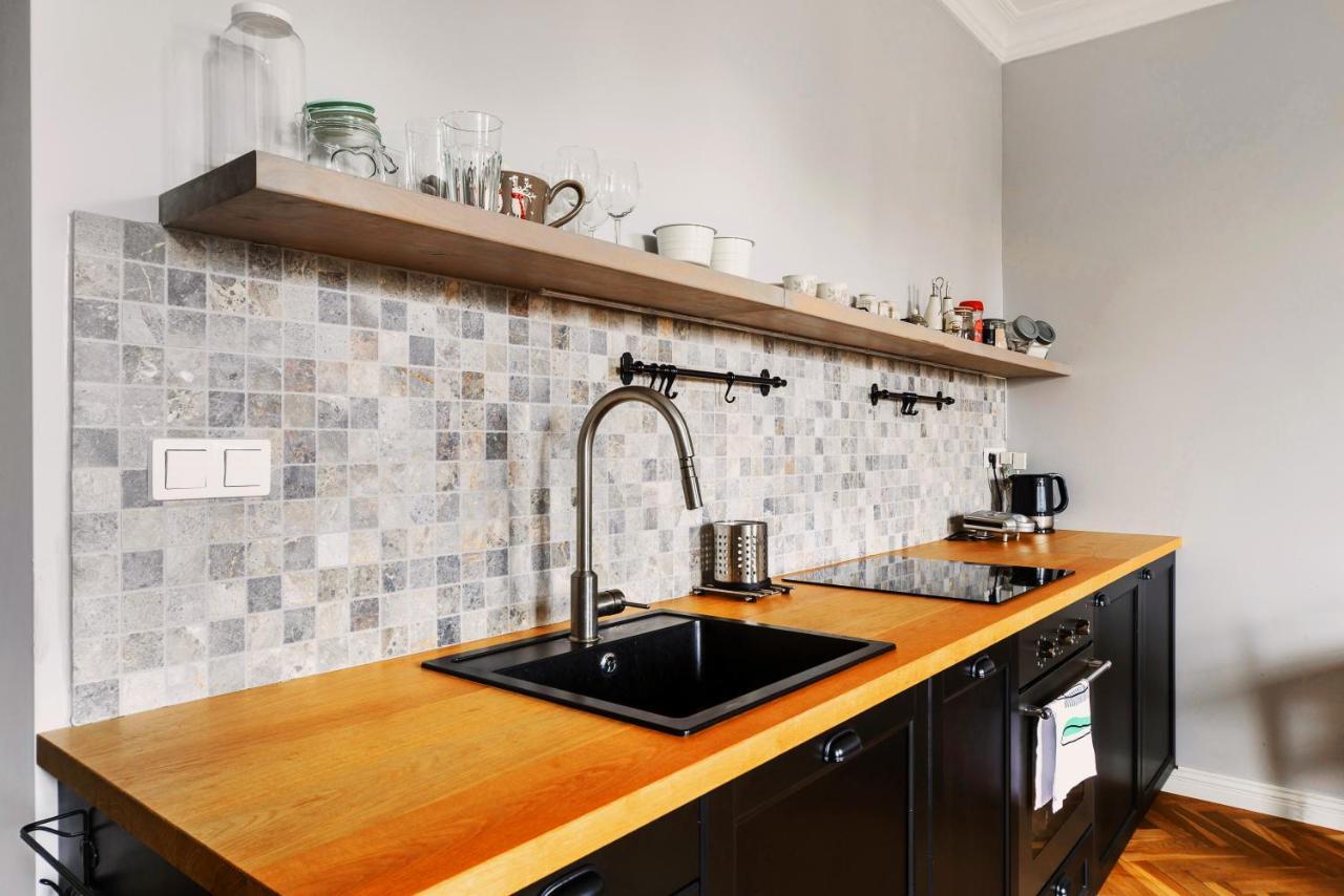 Апартаменты Designer Flat In The Heart Of Old Town Варшава Экстерьер фото