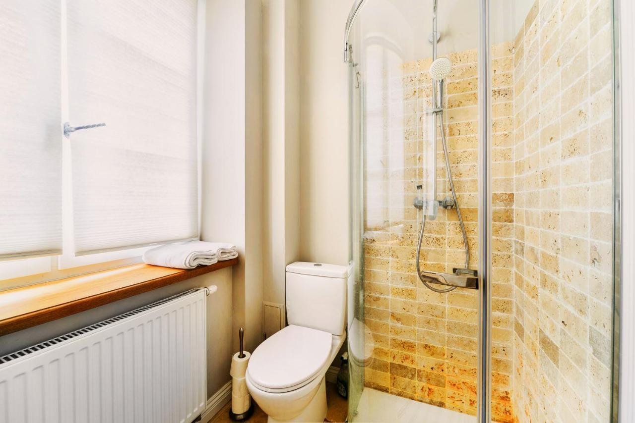 Апартаменты Designer Flat In The Heart Of Old Town Варшава Экстерьер фото