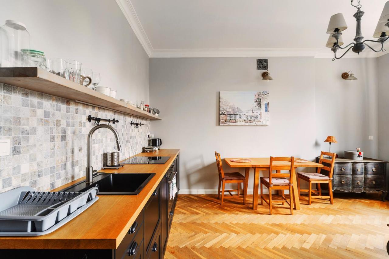 Апартаменты Designer Flat In The Heart Of Old Town Варшава Экстерьер фото